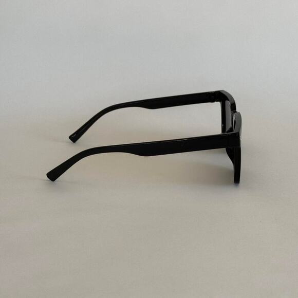 Black square sunglasses with uv - Picture 3 of 7
